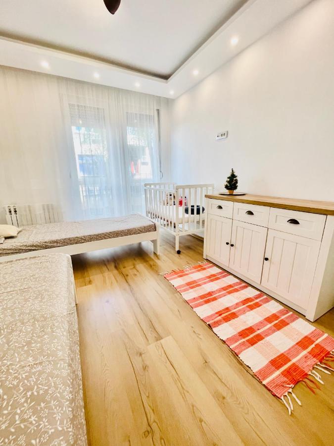 Apartman Centar Sa Sigurnim Parkingom Sarajevo Luaran gambar